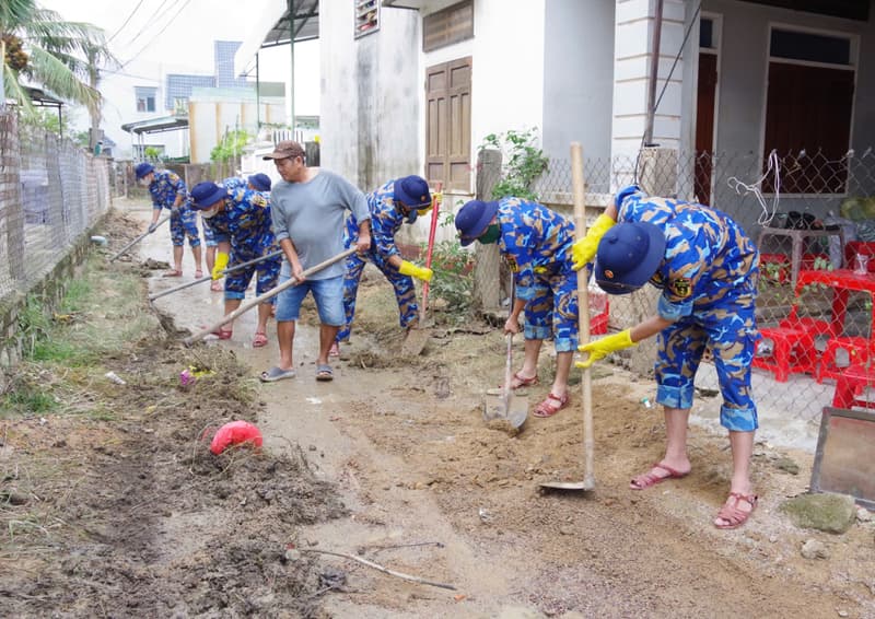 Vùng 3 tiếp tục hỗ trợ nhân dân tỉnh Gia Lai khắc phục hậu quả mưa lũ