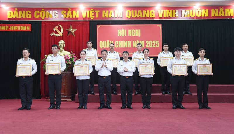 Hội nghị quân chính Lữ đoàn 161 năm 2025