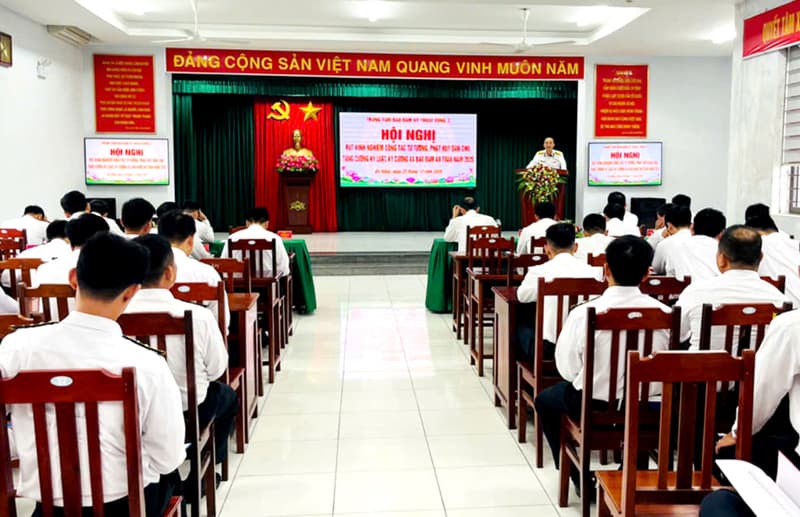 Trung tâm Bảo đảm kỹ thuật Vùng 3 làm tốt công tác tư tưởng, quản lý kỷ luật và bảo đảm an toàn