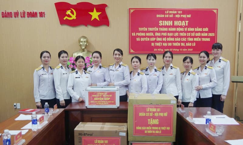 Lữ đoàn 161 hưởng ứng tháng hành động vì bình đẳng giới và quyên góp ủng hộ đồng bào vùng lũ