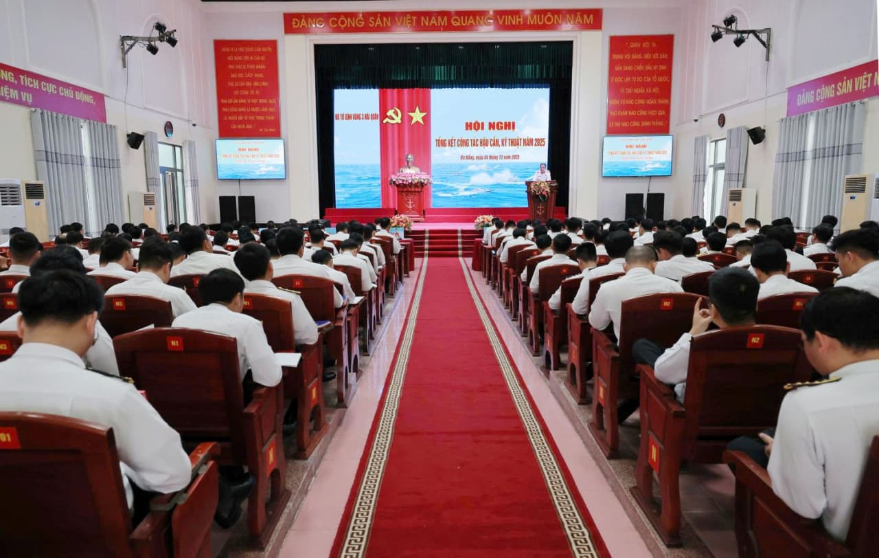 Ngành Hậu cần-Kỹ thuật Vùng 3 Hải quân hoàn thành tốt nhiệm vụ năm 2025