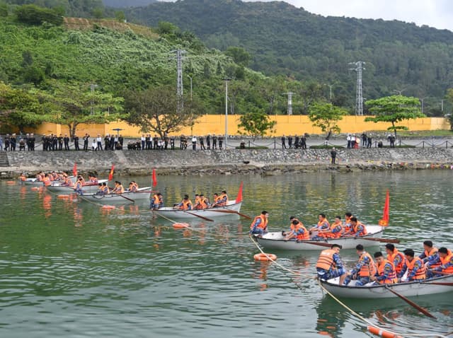 Rộn ràng khí thế đầu xuân ở Vùng 3 Hải quân