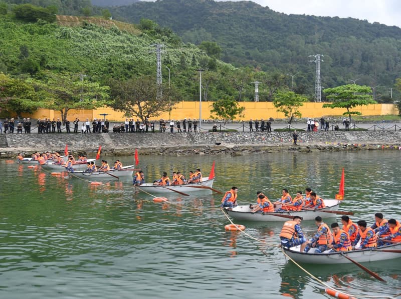 Rộn ràng khí thế đầu xuân ở Vùng 3 Hải quân