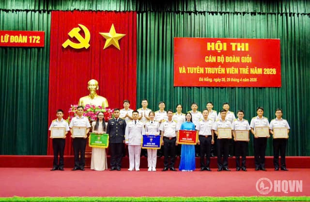 Lữ đoàn 172, Vùng 3 Hải quân: 18 thí sinh tham gia thi cán bộ đoàn giỏi
