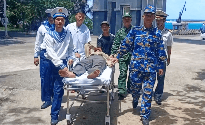 Trung tâm Y tế Trường Sa - Điểm tựa cho ngư dân