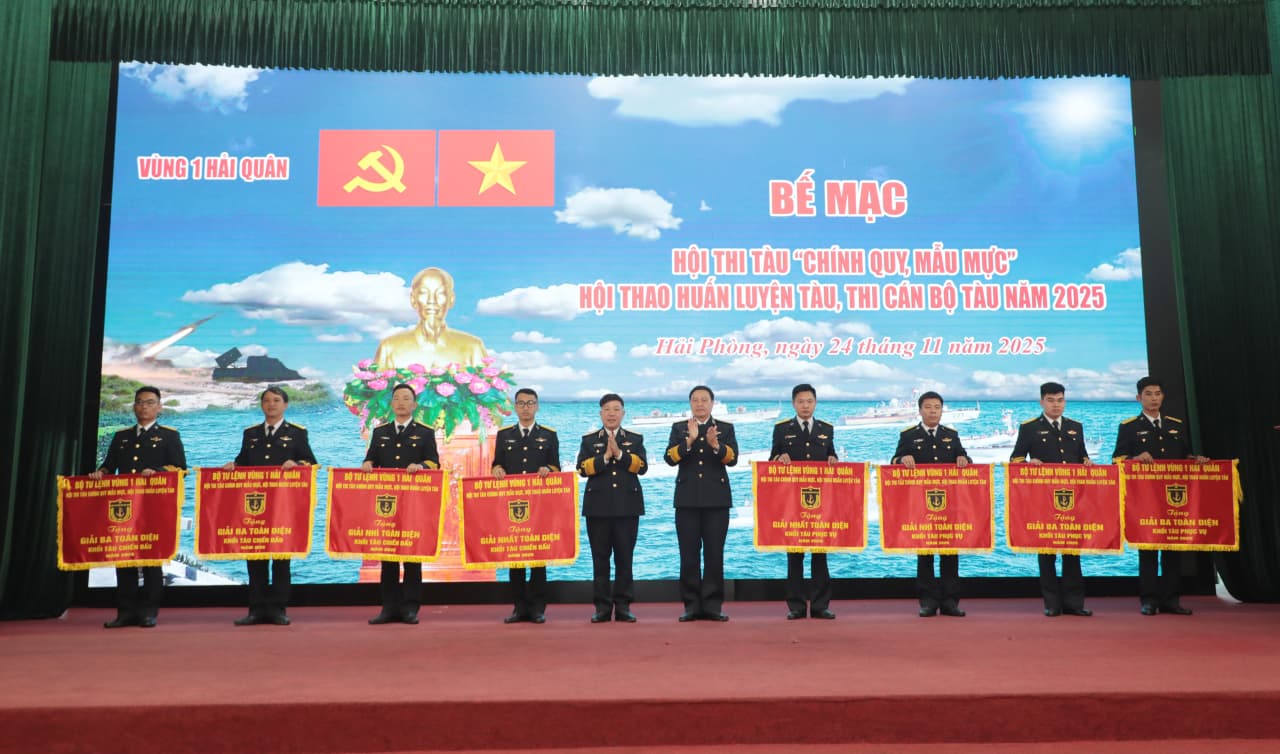 Vùng 1 Hải quân bế mạc Hội thi tàu “chính quy, mẫu mực”, hội thao huấn luyện tàu năm 2025
