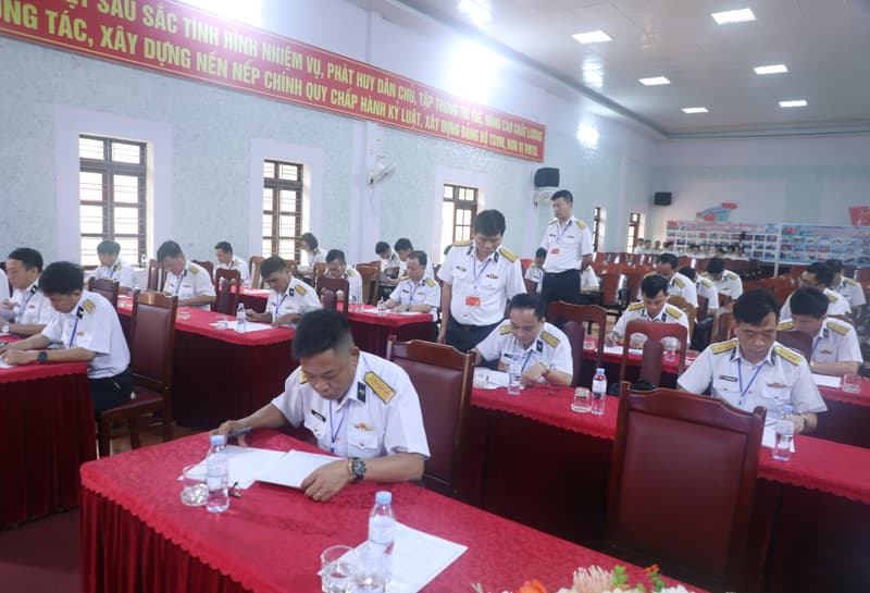 Cục Hậu cần-Kỹ thuật Hải quân: Khai mạc Hội thi báo cáo viên giỏi năm 2026