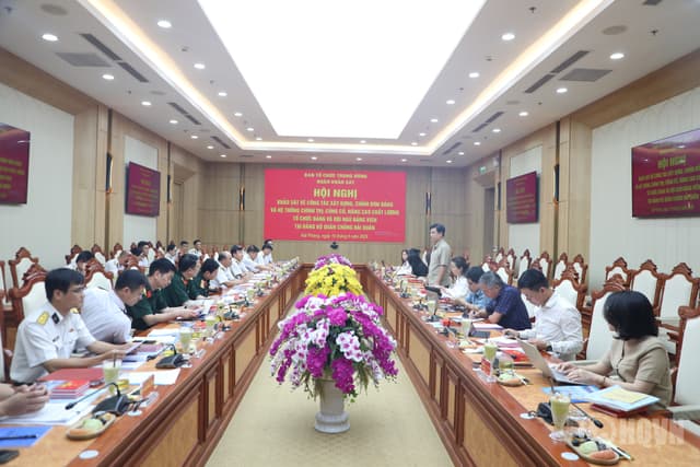 Ban Tổ chức Trung ương khảo sát công tác xây dựng, chỉnh đốn Đảng và hệ thống chính trị tại Quân chủng Hải quân