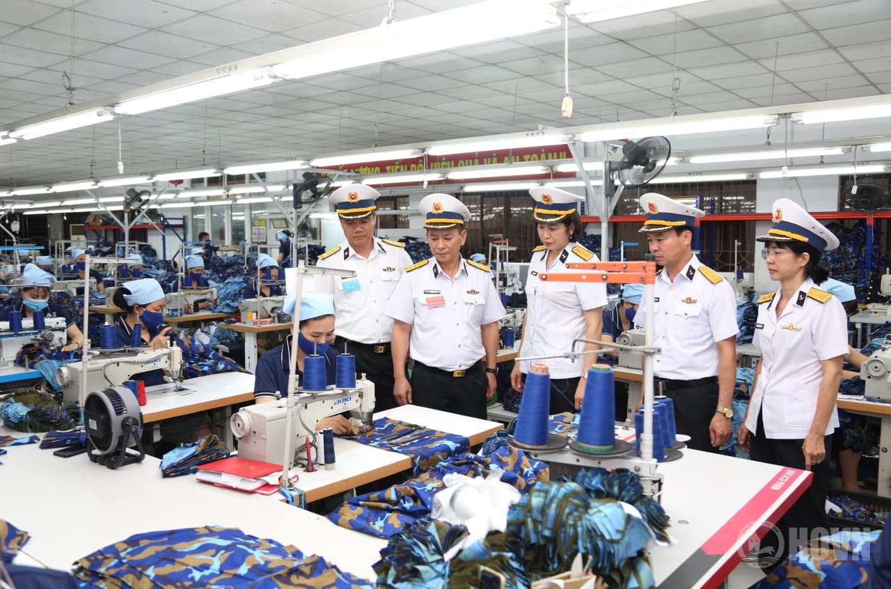 Xưởng may 7-5: Đạt và vượt nhiều chỉ tiêu kế hoạch sản xuất 6 tháng đầu năm
