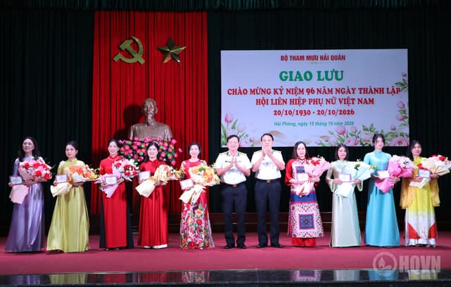Bộ Tham mưu giao lưu kỷ niệm 96 năm Ngày thành lập Hội Liên hiệp Phụ nữ Việt Nam