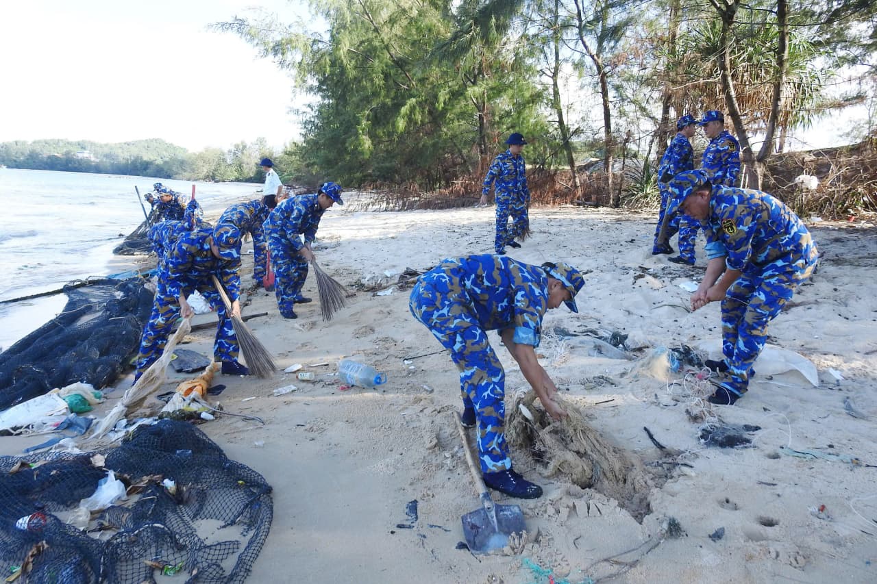 Tuổi trẻ Vùng 5 Hải quân: Khí thế thi đua từ những hoạt động thiết thực