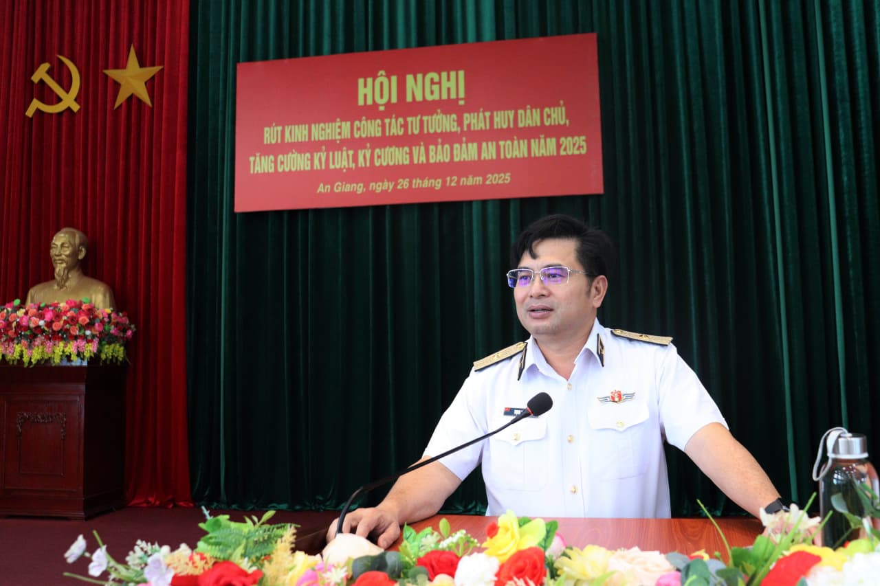 Lữ đoàn 127 thực hiện tốt công tác tư tưởng năm 2025