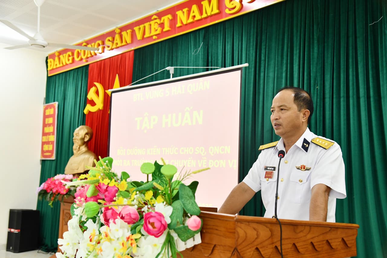 Vùng 5 Hải quân tập huấn sĩ quan, quân nhân chuyên nghiệp mới ra trường năm 2025