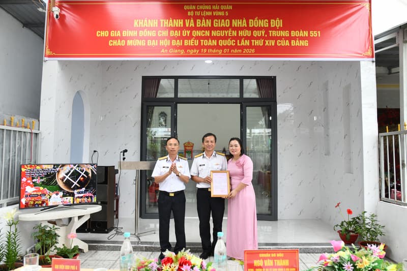 Mái ấm từ nghĩa tình đồng đội