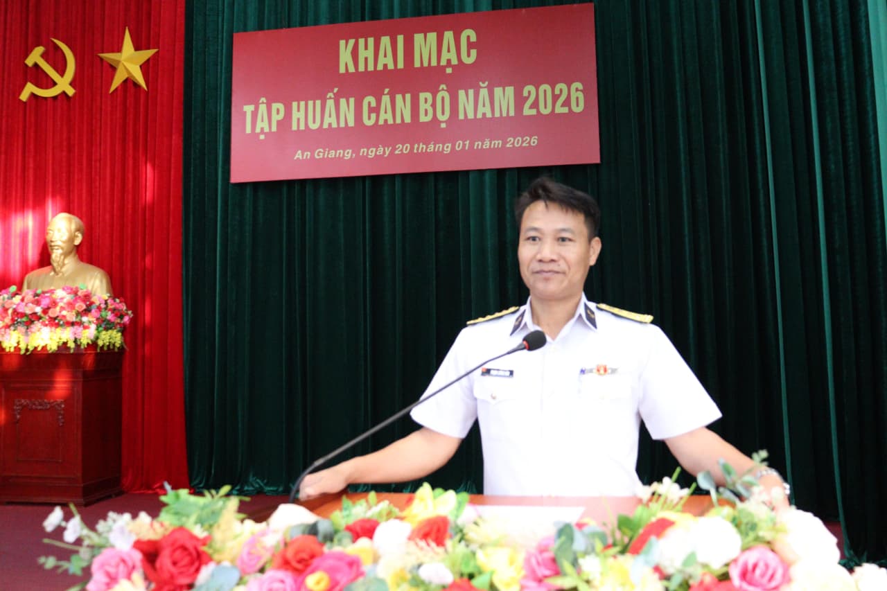 Lữ đoàn 127 khai mạc tập huấn cán bộ năm 2026