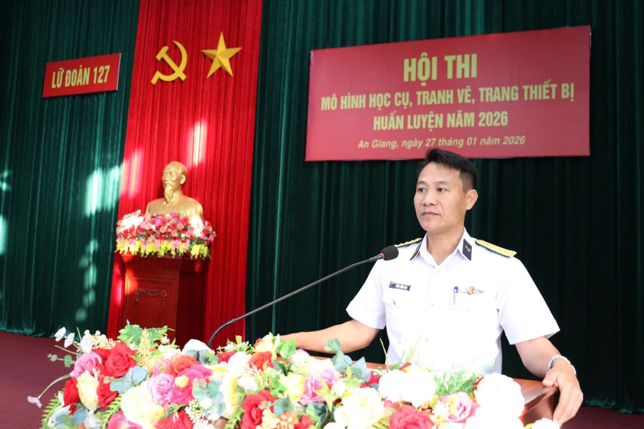 Lữ đoàn 127: Hội thi mô hình học cụ, tranh vẽ, trang thiết bị huấn luyện năm 2026