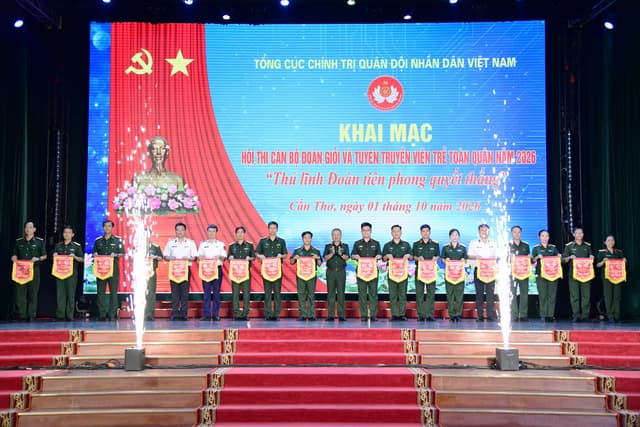 Khai mạc Hội thi Cán bộ đoàn giỏi và Tuyên truyền viên trẻ toàn quân khu vực phía Nam