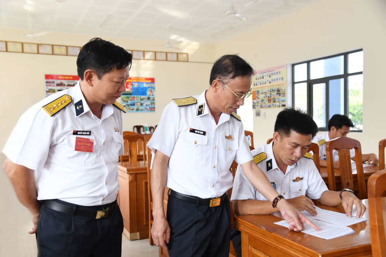 Các đơn vị thuộc Vùng 5 Hải quân khai mạc Hội thi báo cáo viên cấp cơ sở