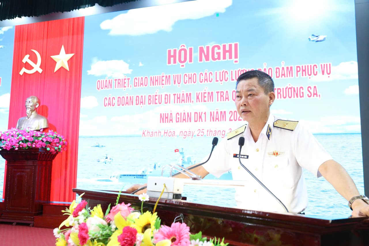 Vùng 4 Hải quân giao nhiệm vụ bảo đảm phục vụ các đoàn công tác đi Trường Sa, Nhà giàn DK1