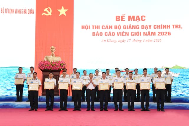 Vùng 5 Hải quân bế mạc Hội thi cán bộ giảng dạy chính trị, báo cáo viên giỏi năm 2026