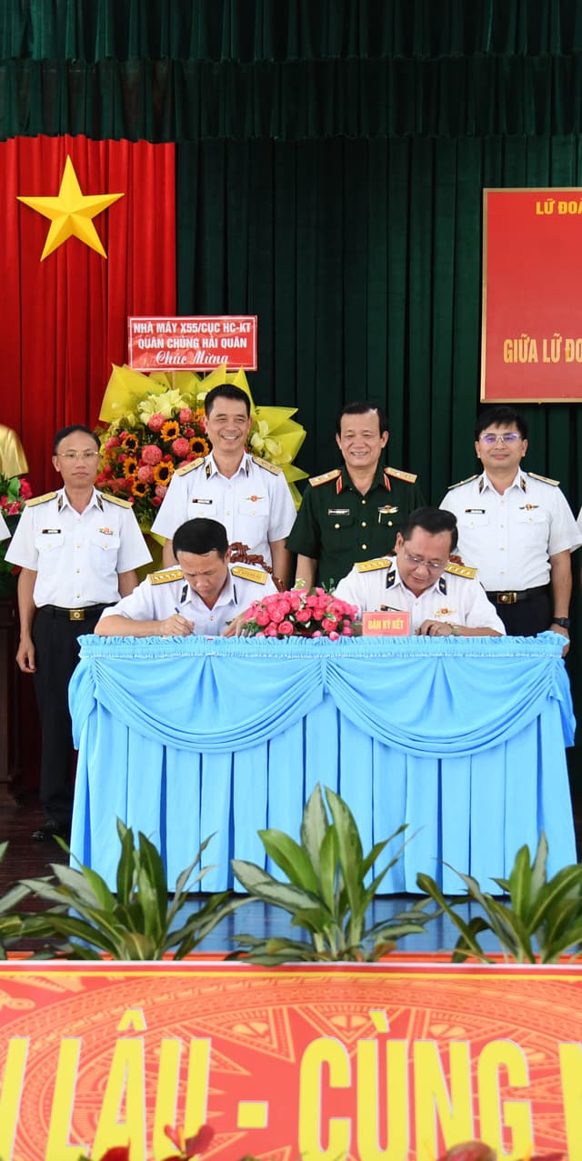 Lữ đoàn 127 và Lữ đoàn 962 ký kết phối hợp hoạt động giai đoạn 2026-2030