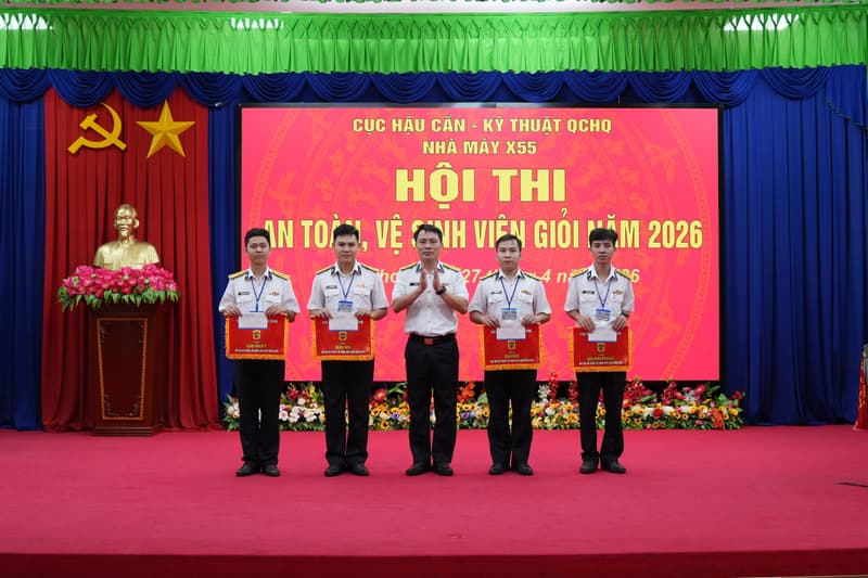 Nhà máy X55 tổ chức Hội thi an toàn, vệ sinh viên giỏi