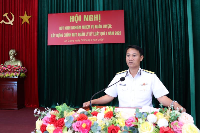 Lữ đoàn 127 rút kinh nghiệm nhiệm vụ huấn luyện, xây dựng chính quy, quản lý kỷ luật