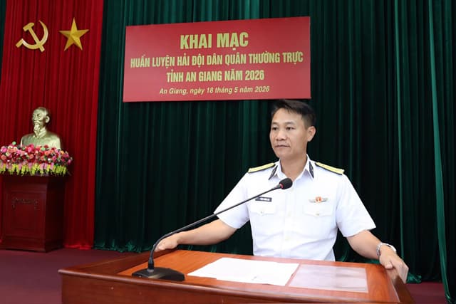 Lữ đoàn 127 khai mạc huấn luyện Hải đội dân quân thường trực tỉnh An Giang