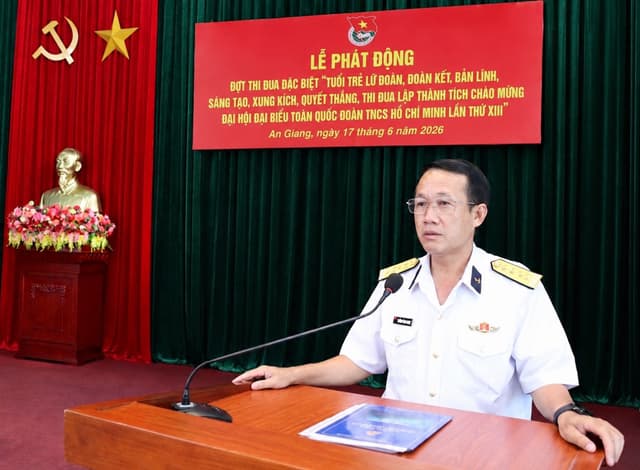 Đoàn cơ sở Lữ đoàn 127 phát động thi đua chào mừng đại hội đoàn