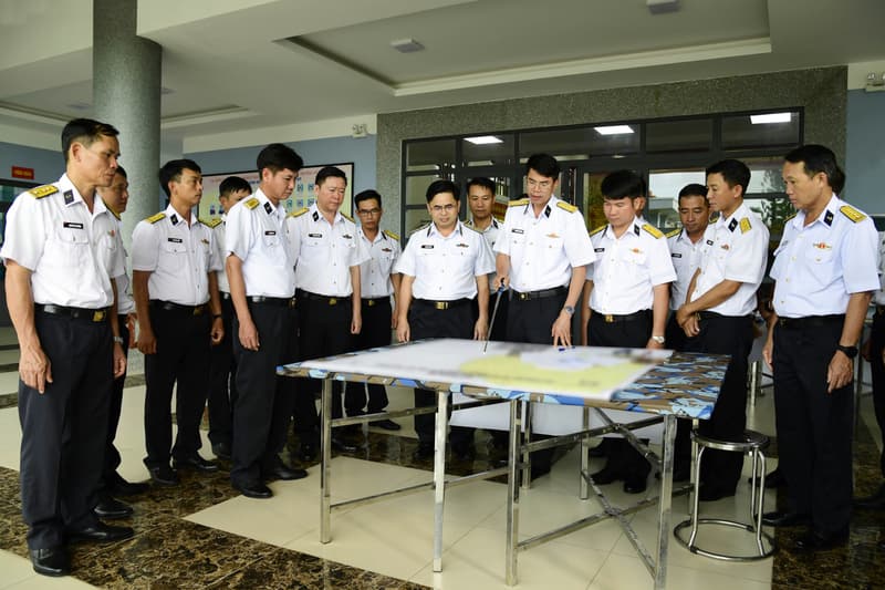 Quân chủng Hải quân kiểm tra công tác huấn luyện cán bộ tại Vùng 5 Hải quân