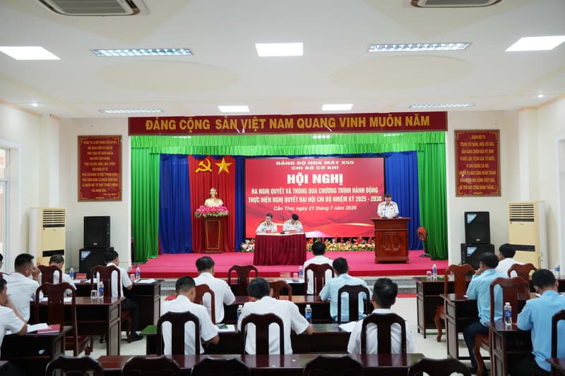 Chi bộ Cơ khí Nhà máy X55 tổ chức hội nghị làm trước để rút kinh nghiệm
