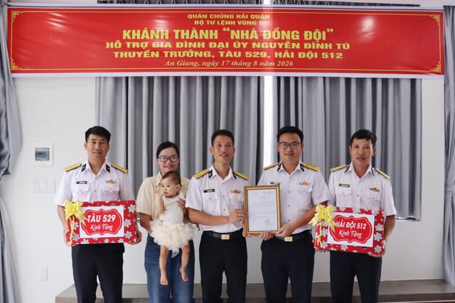 Bộ Tư lệnh Vùng 5 Hải quân khánh thành nhà đồng đội