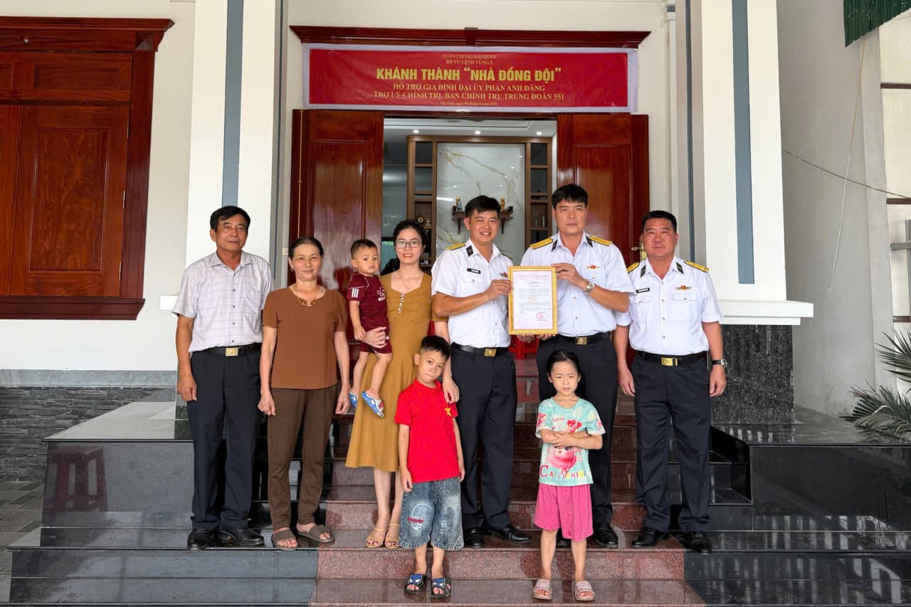 Vùng 5 Hải quân khánh thành nhà đồng đội
