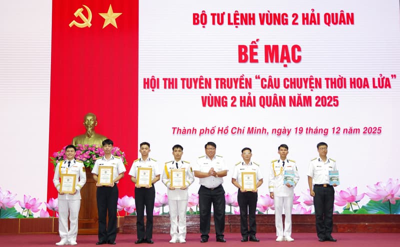 Thắp lửa truyền thống từ hội thi tuyên truyền “Câu chuyện thời hoa lửa”