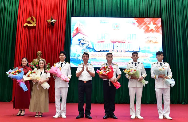 Trung tâm Huấn luyện Vùng 2 liên hoan văn nghệ quần chúng năm 2025