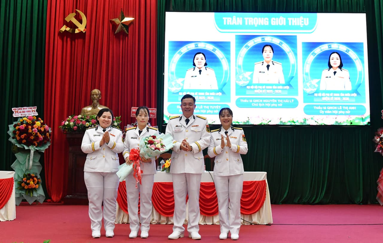 Hội Phụ nữ Trung tâm Huấn luyện Vùng 2: Bản lĩnh - Trí tuệ - Đổi mới - Phát triển