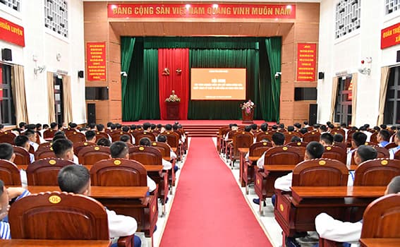 Rút kinh nghiệm xây dựng chính quy, chấp hành kỷ luật và bảo đảm an toàn