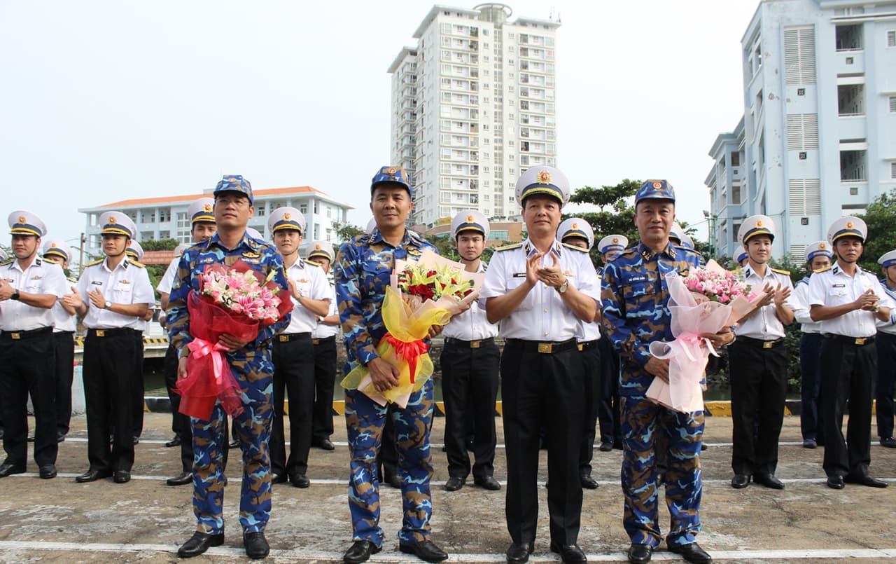 Lữ đoàn 171 hoàn thành xuất sắc nhiệm vụ tuần tra liên hợp trên vịnh Bắc Bộ