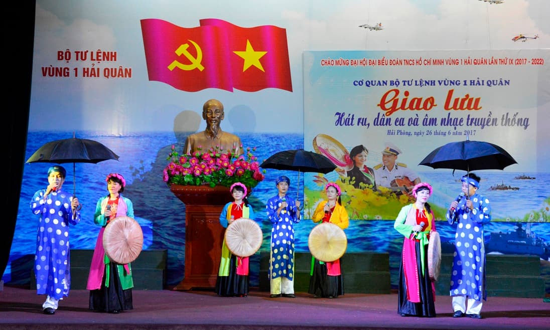 Vùng 1 Hải quân giao lưu hát ru, hát dân ca và nhạc cổ truyền