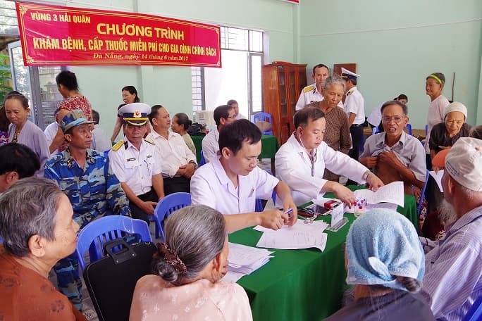 Vùng 3 Hải quân: Khám bệnh, cấp thuốc miễn phí cho 200 lượt đối tượng chính sách