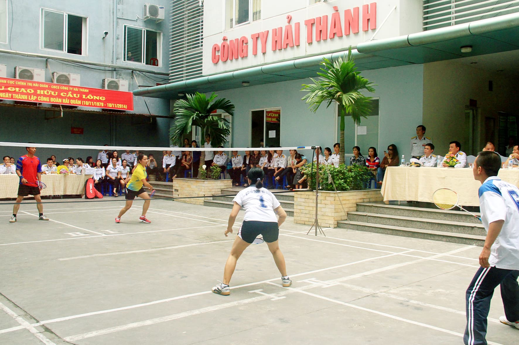Công đoàn Cục Chính trị Hải quân và Công ty Hải Thành: Giao hữu thể thao