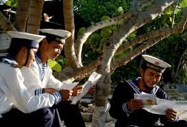 Những chàng trai chung tên: &quot;Lính Trường Sa&quot;