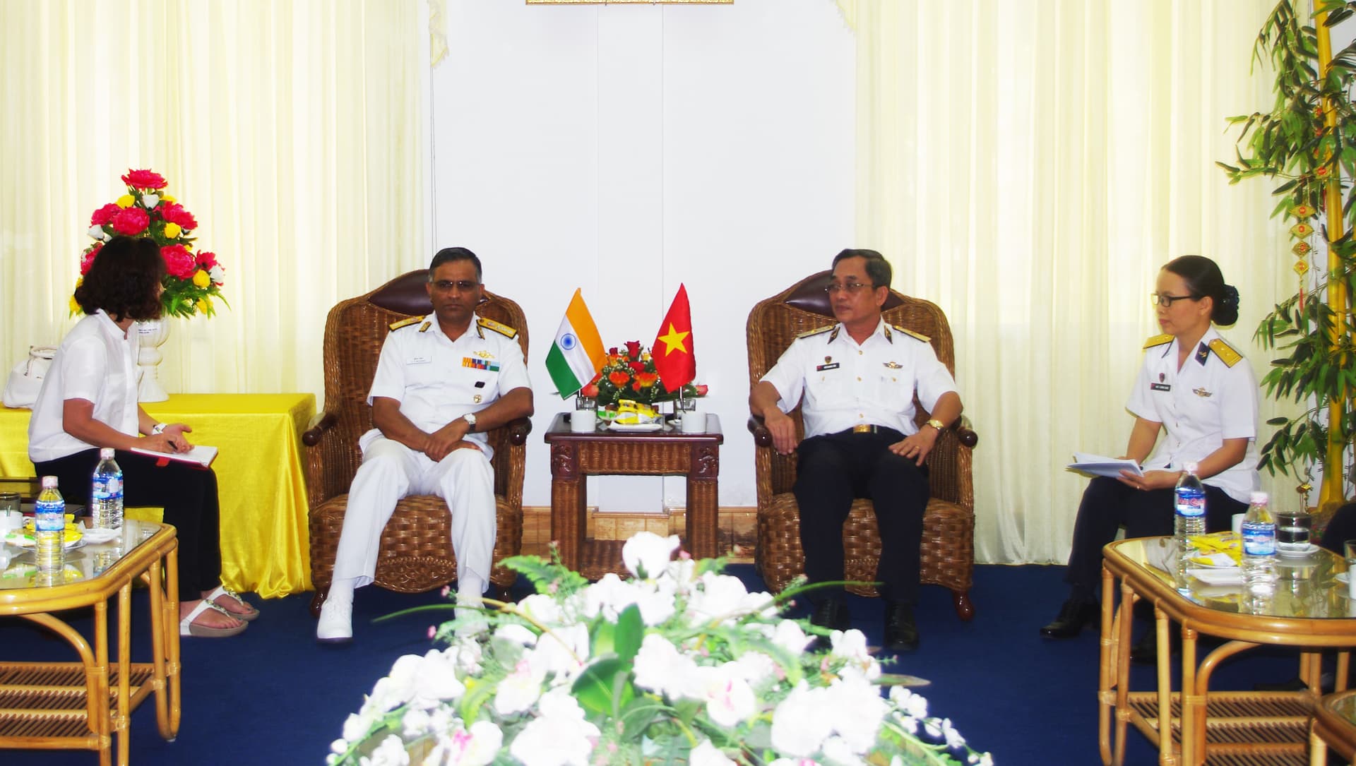 Chỉ huy Hạm đội Hải quân Ấn Độ thăm Học viện Hải quân