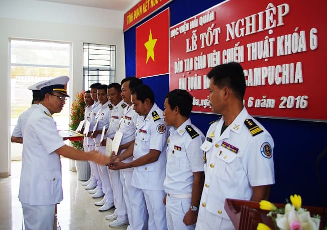 Học viện Hải quân: Tổ chức  Lễ tốt nghiệp Khóa đào tạo giáo viên chiến thuật cho Hải quân Hoàng gia Campuchia
