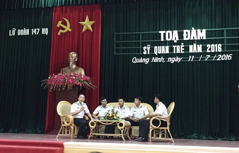 Lữ đoàn 147 tọa đàm cán bộ, sĩ quan trẻ 