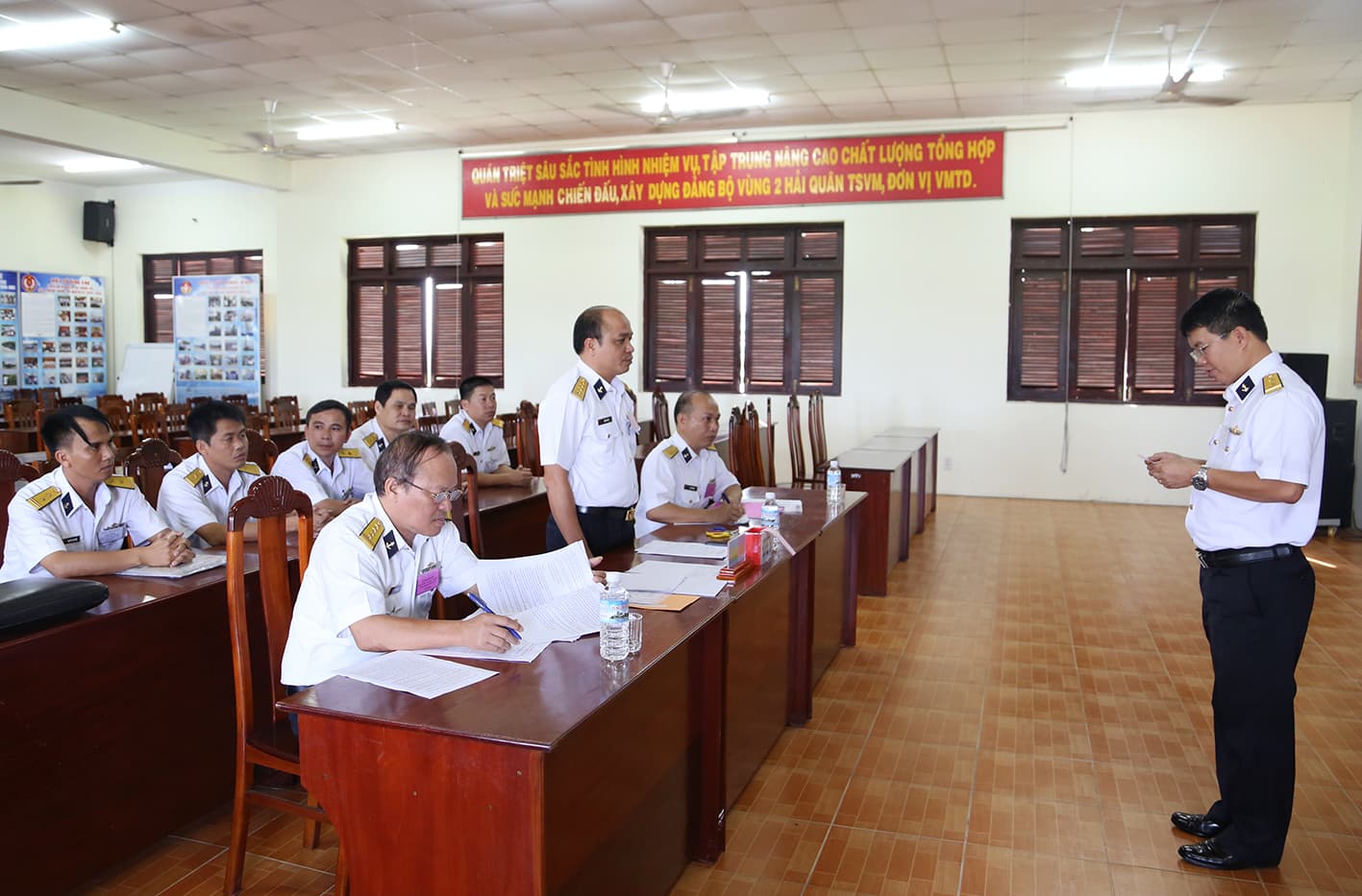 Vùng 2 Hải quân, thi Bí thư cấp uỷ và Báo cáo viên giỏi  
