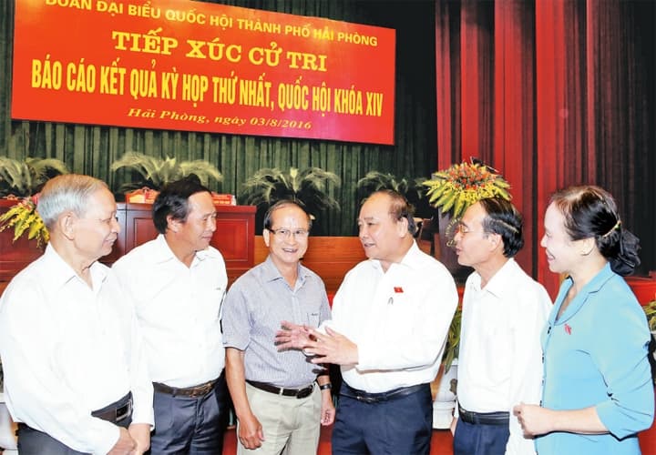 Thủ tướng Nguyễn Xuân Phúc tiếp xúc cử tri TP Hải Phòng