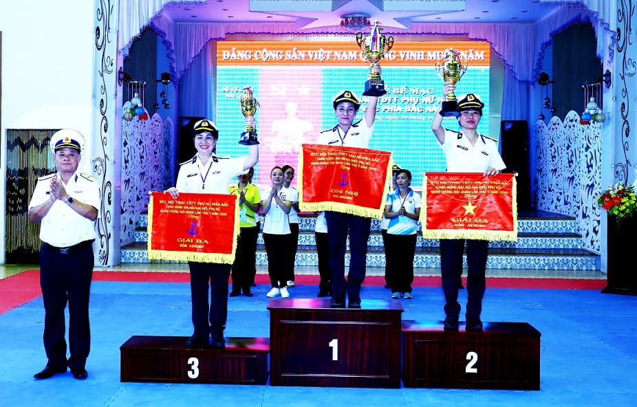 Bế mạc Hội thao TDTT phụ nữ Hải quân Khu vực phía Bắc