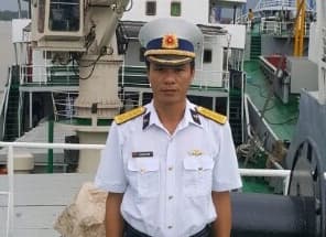 Thuyền trưởng tàu vận tải xuất sắc