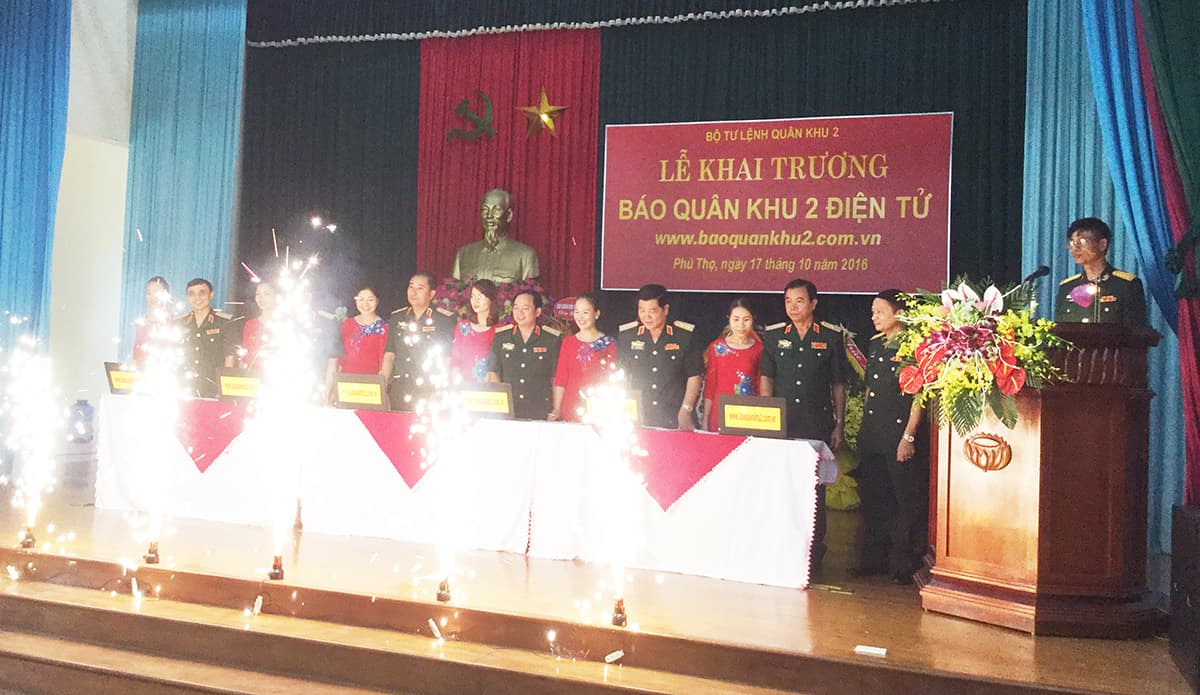 Khai trương Báo Quân khu 2 điện tử 